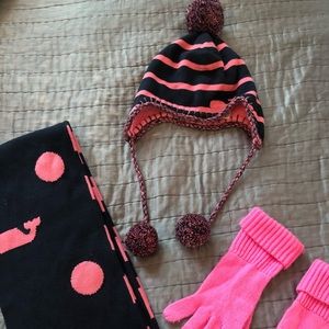 Vineyard Vines Hat, Scarf, and Gloves Set